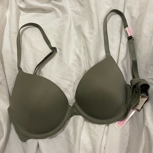 PINK brand new bra